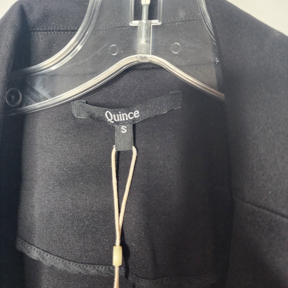 Quince Black Tailored Blazer Ultra Stretch Ponte NWT Medium - Picture 5 of 6